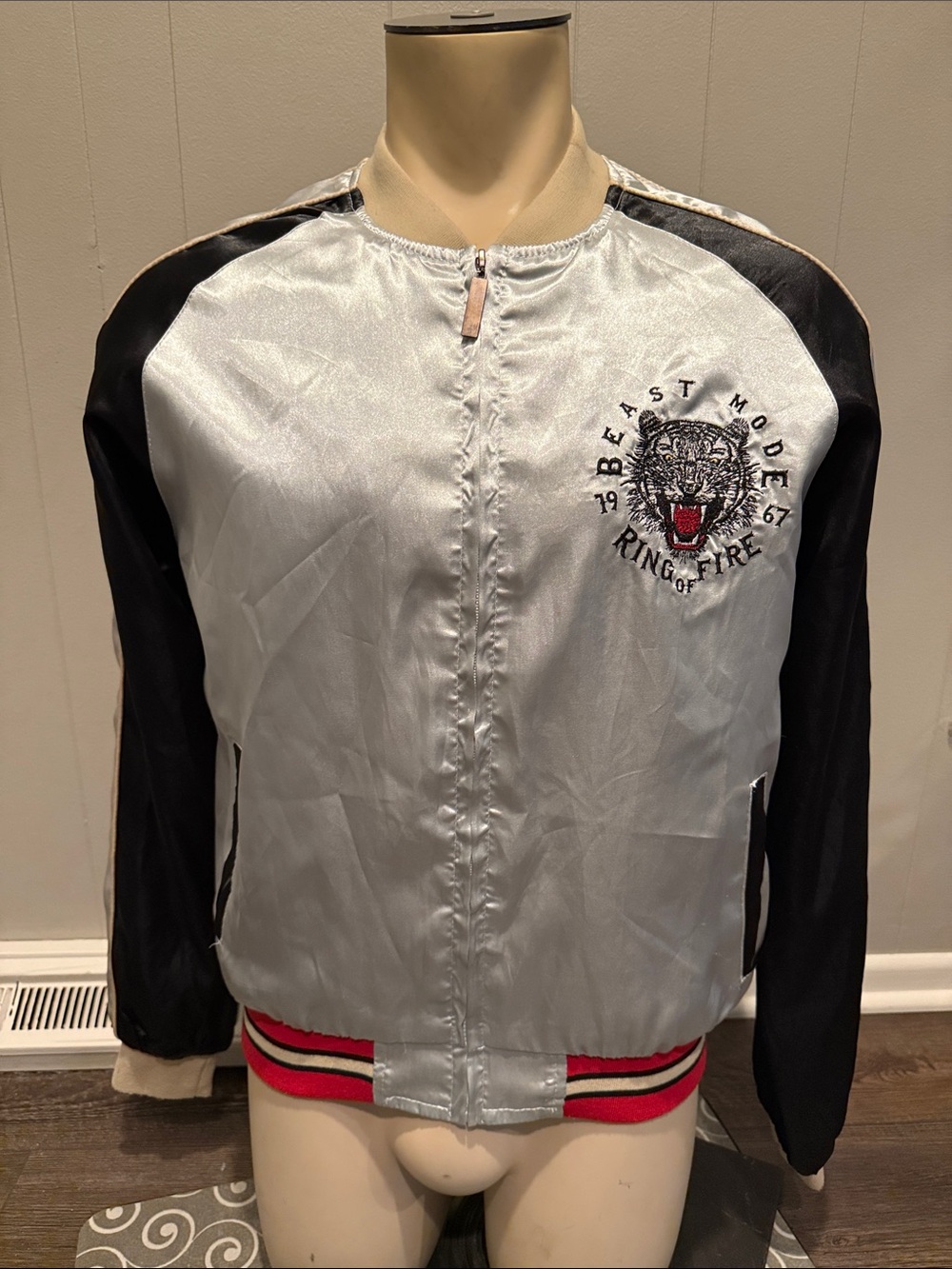 Ring of Fire Men’s Medium Satin Varsity Bomber Jacket with Tiger Crest